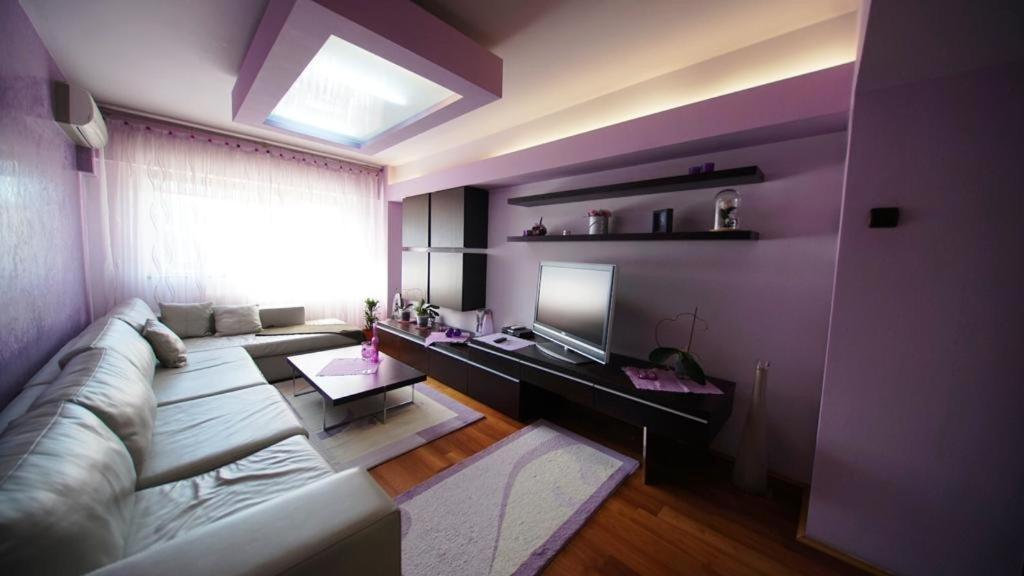 Central Apartment 4 Rooms Braşov Exterior foto